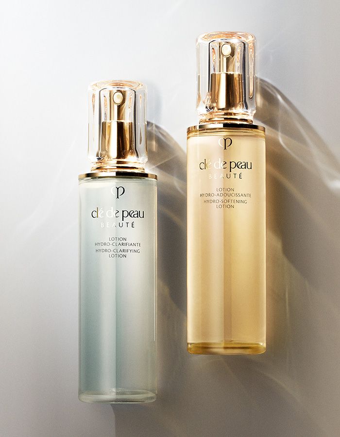 Cle De Peau Beaute Softening Lotion โลชั่นน้ำตบอัจฉริยะปรับสภาพผิว ลำเลียงความชุ่มชื่นสู่ผิวพรรณในทันทีเพื่อบรรเทา และป้องกันสภาพผิวแห้งกร้าน ให้ผิวแลดูละเอียดเนียน ต้องแสงเป็นประกายสดใส มีน้ำมีนวล